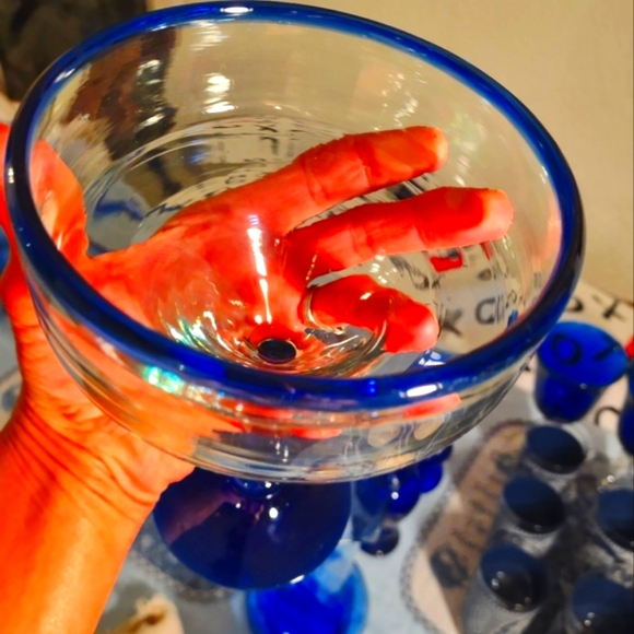 3 Vintage Beautiful BLUE GLASS MARGARITA GLASSES!! 🤩 - Picture 3 of 6